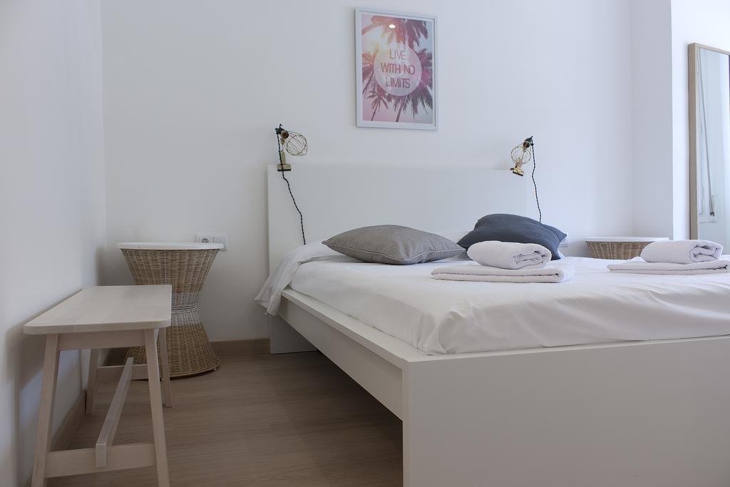 Flateli Roger 6 Apartment Barcelona Luaran gambar