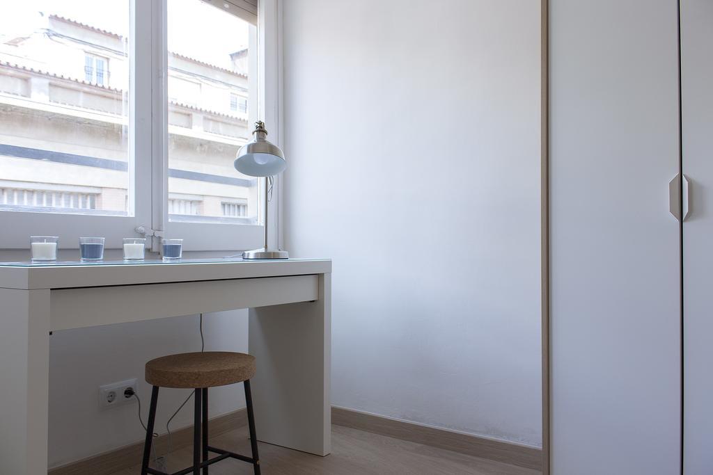 Flateli Roger 6 Apartment Barcelona Luaran gambar